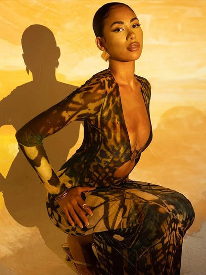 Butterfly Print Metal Ring Hollow Low-Neck Dress