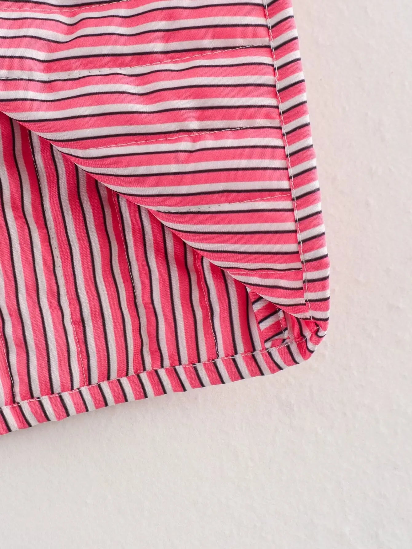 Quilted Lace Up Print Vest