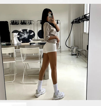 Louge High Waist Thin Knit Sports A-line Shorts