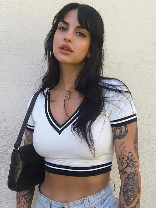 Cropped V-Neck Patchwork Short Sleeve T-shirt