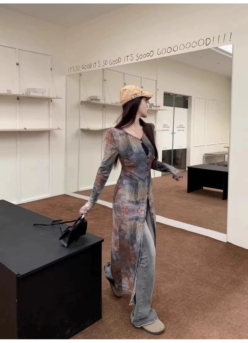 Retro Oil Painting Cardigan